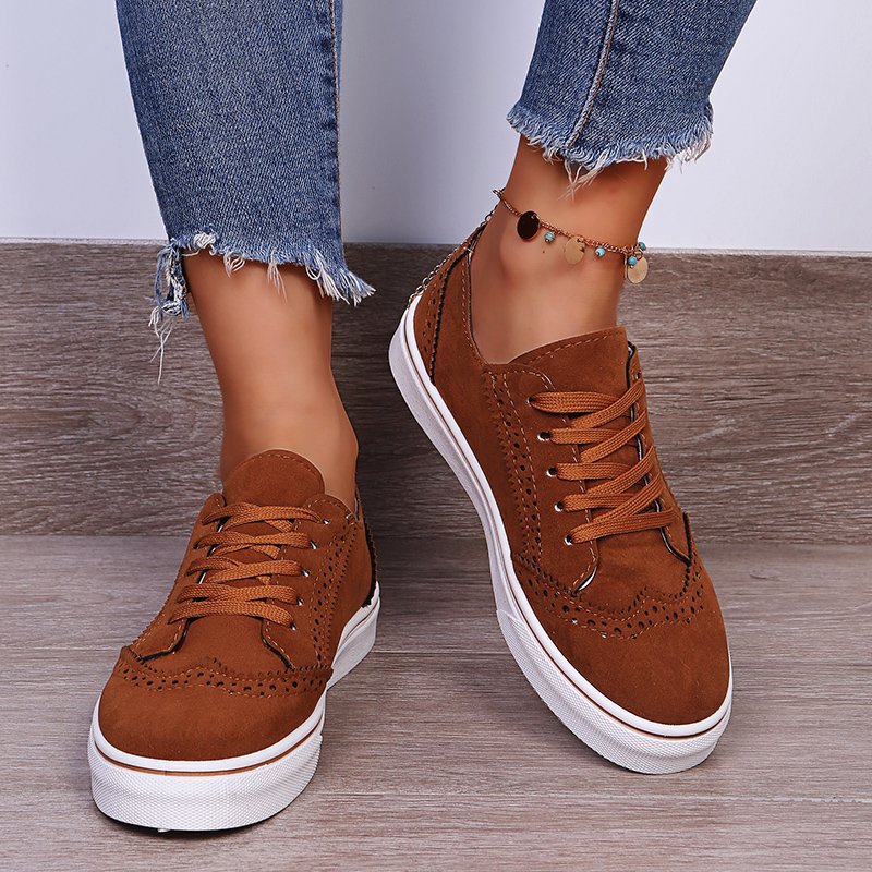 Damen Sneaker mit eleganter Perforation und rutschfester Sohle R&B