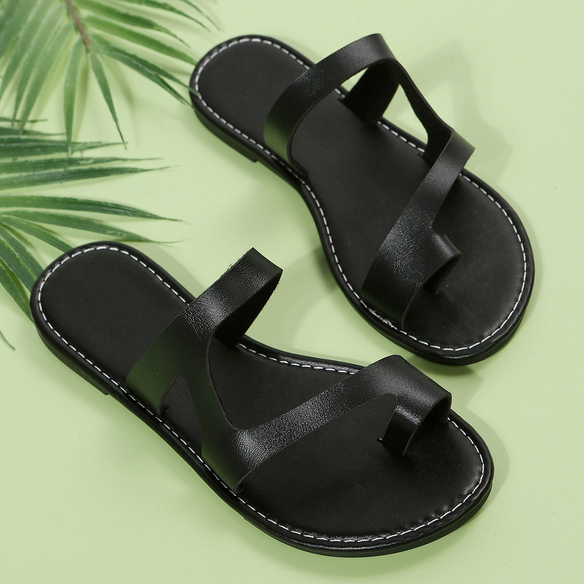 Damen elegante Zehenstegsandalen mit modischem Riemendesign und bequemem Fußbett R&B