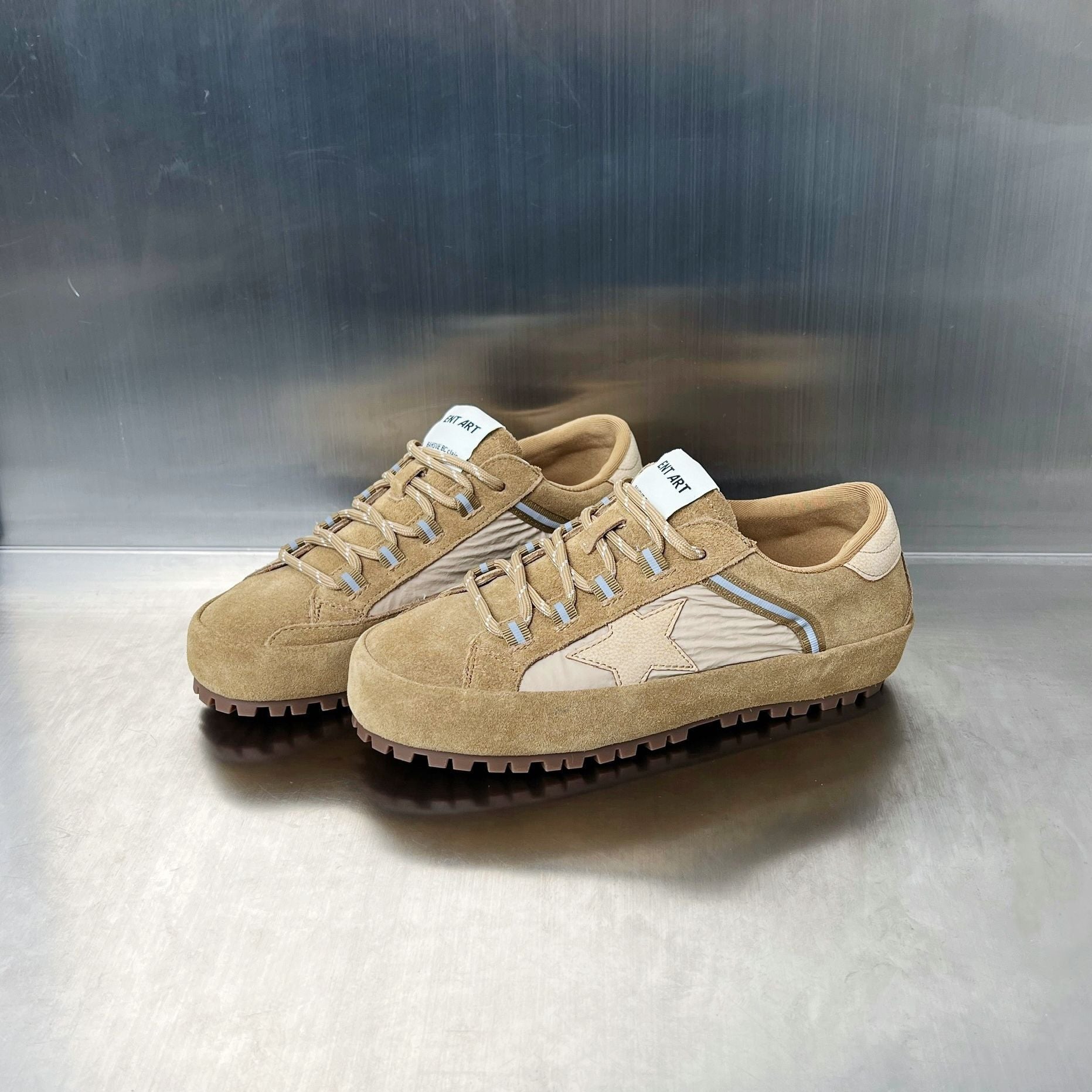 Damen Modische Sneaker mit hochgezogener Sohle und atmungsaktivem Obermaterial R&B