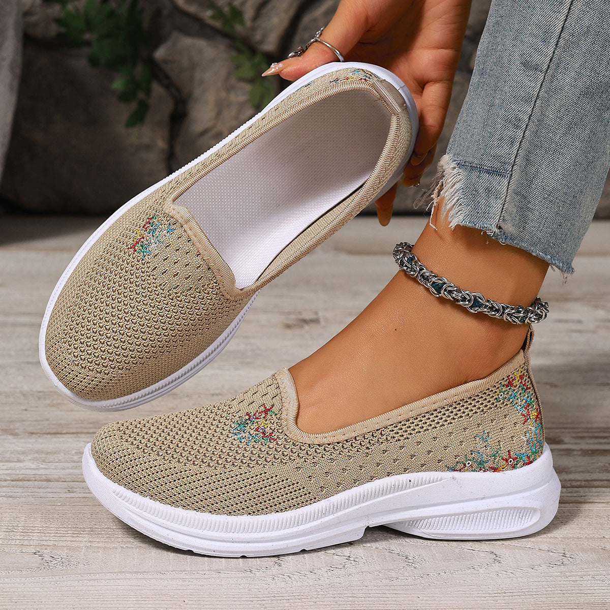 Damen Bequeme Slip-On Schuhe mit atmungsaktiver Strickoberfläche und floralem Muster R&B