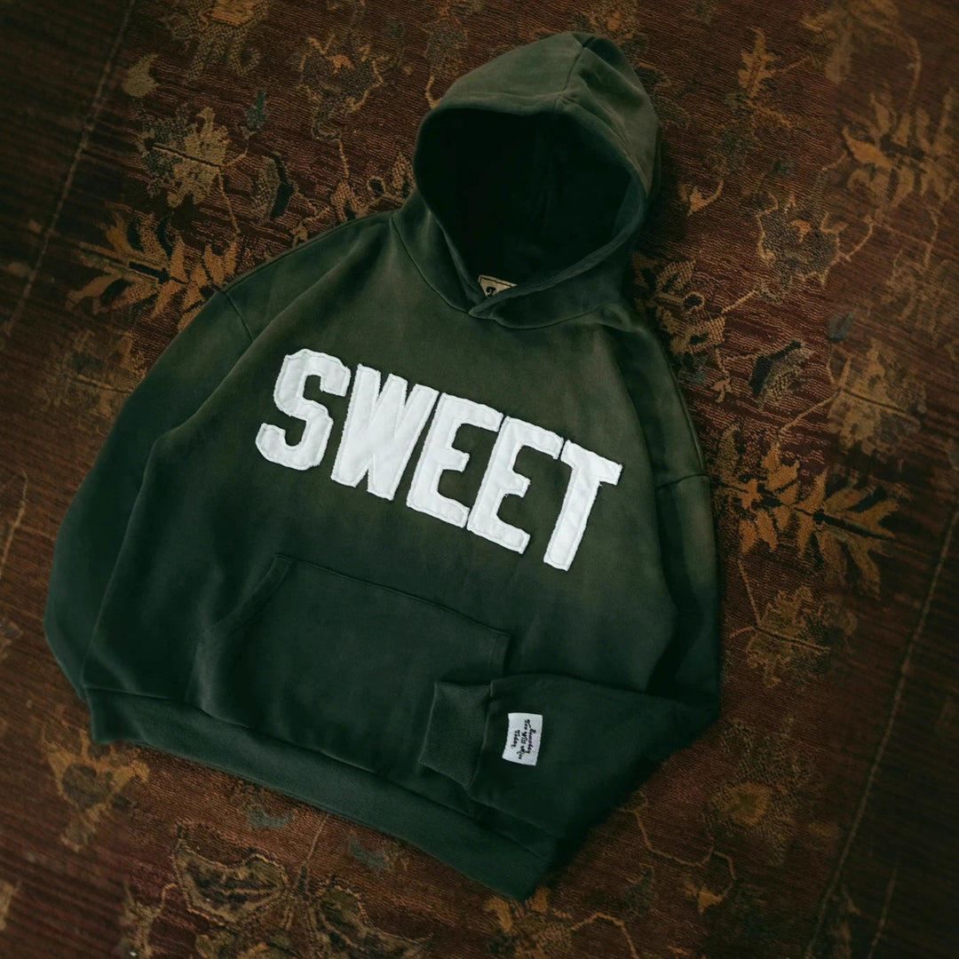 Unisex nan weit geschnittener Kapuzenpullover mit aufgesetzten Buchstabenapplikationen und Kängurutasche R&B