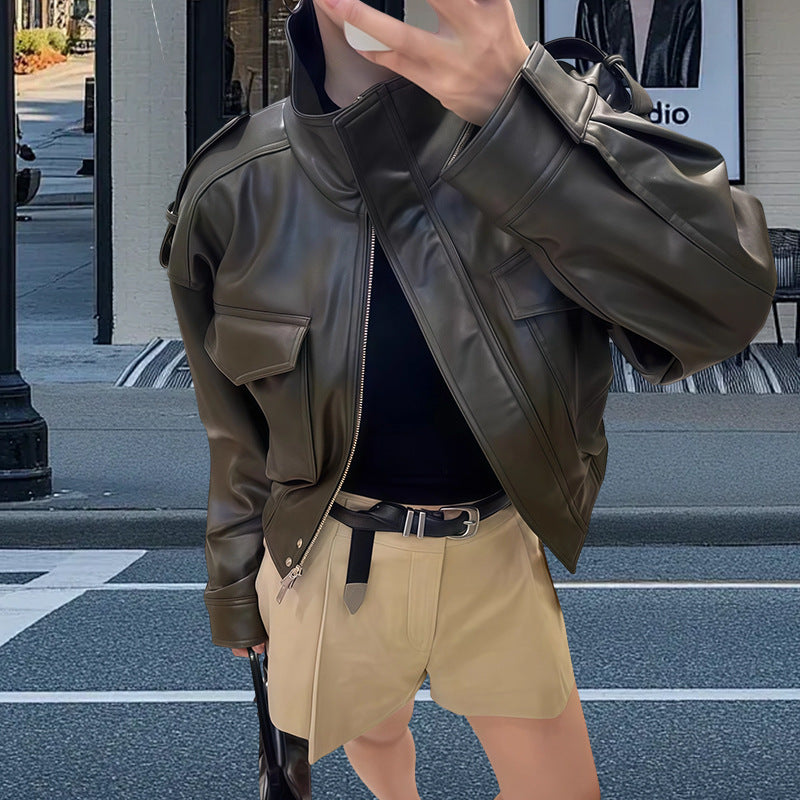 Damen Kunstlederjacke im urbanen Stil mit Stehkragen und praktischen Taschen R&B