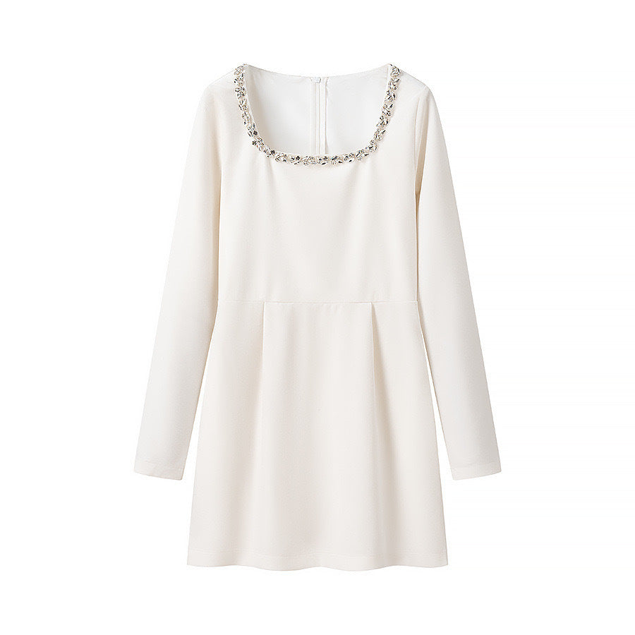 Damen elegantes Kleid mit schickem Rundhalsausschnitt und verzierter Detail R&B