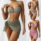 Damen Bikini-Set mit einem modernen Tiermotiv und elegantem Wickelrock