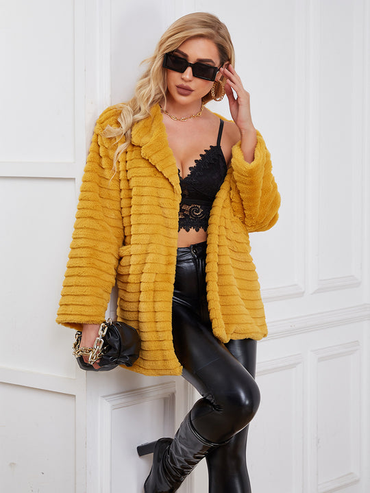 Damen Flauschiger Kurzblazer mit Struktur und modernem Schnitt R&B