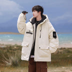 Herren isolierte Outdoor-Pufferjacke mit multifunktionalen Taschen und verstellbarem Kapuzensystem