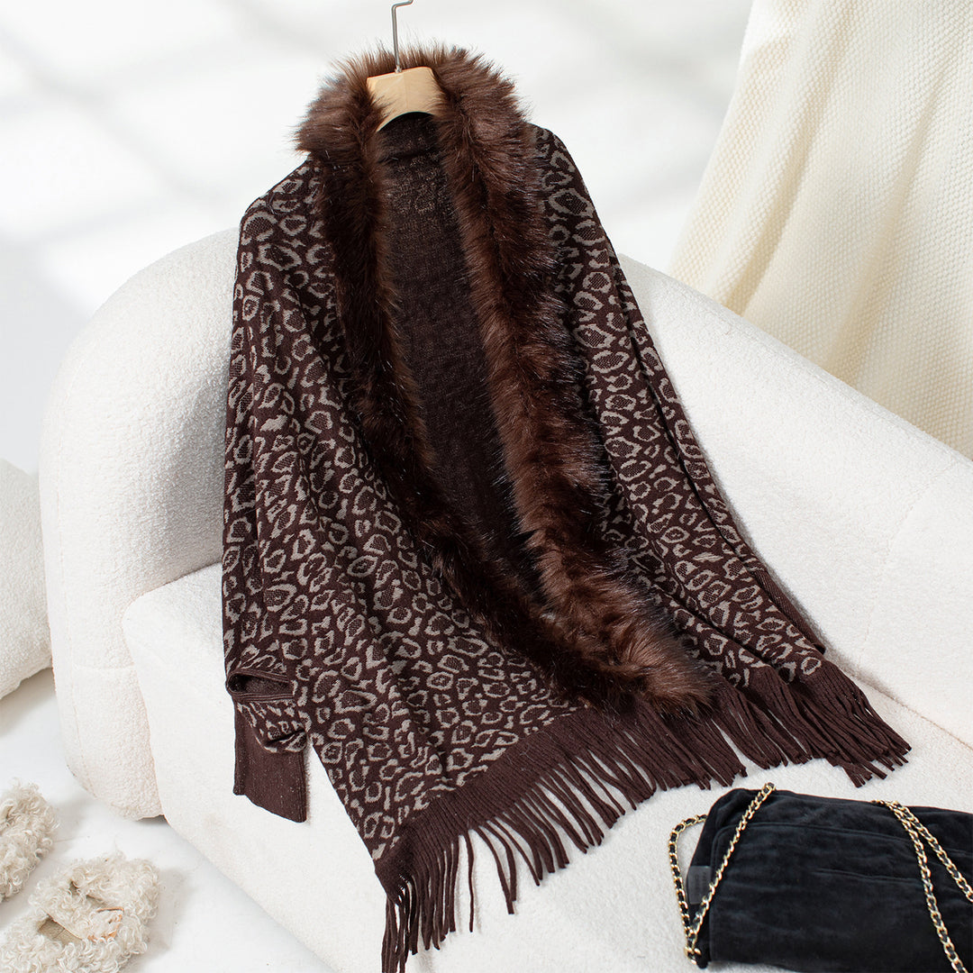Damen eleganter Strickponcho mit luxuriösem Kunstfellkragen und fransigem Saum R&B