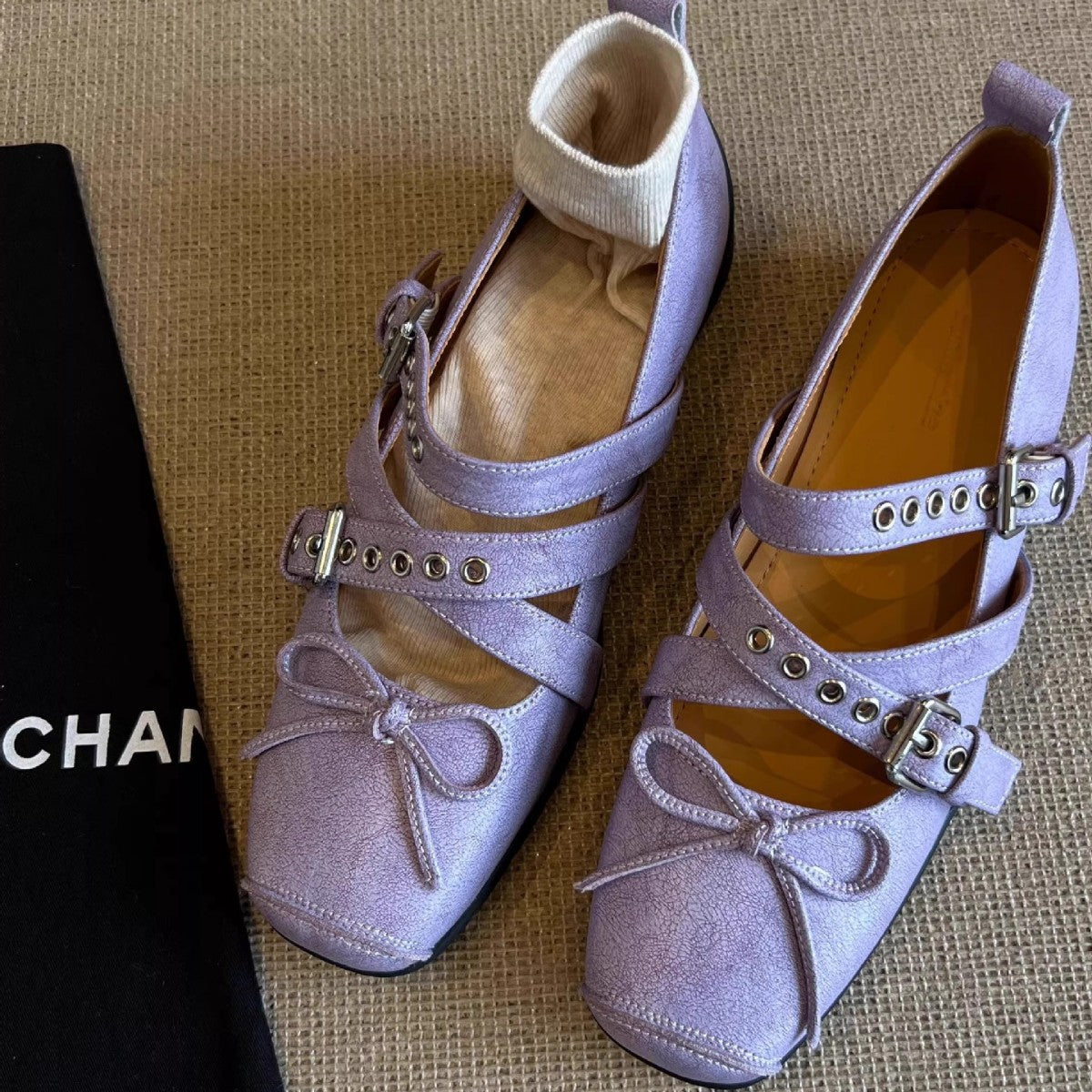 Damen Ballerina-Schuhe mit raffinierten Schnallen und elegantem Schleifendesign