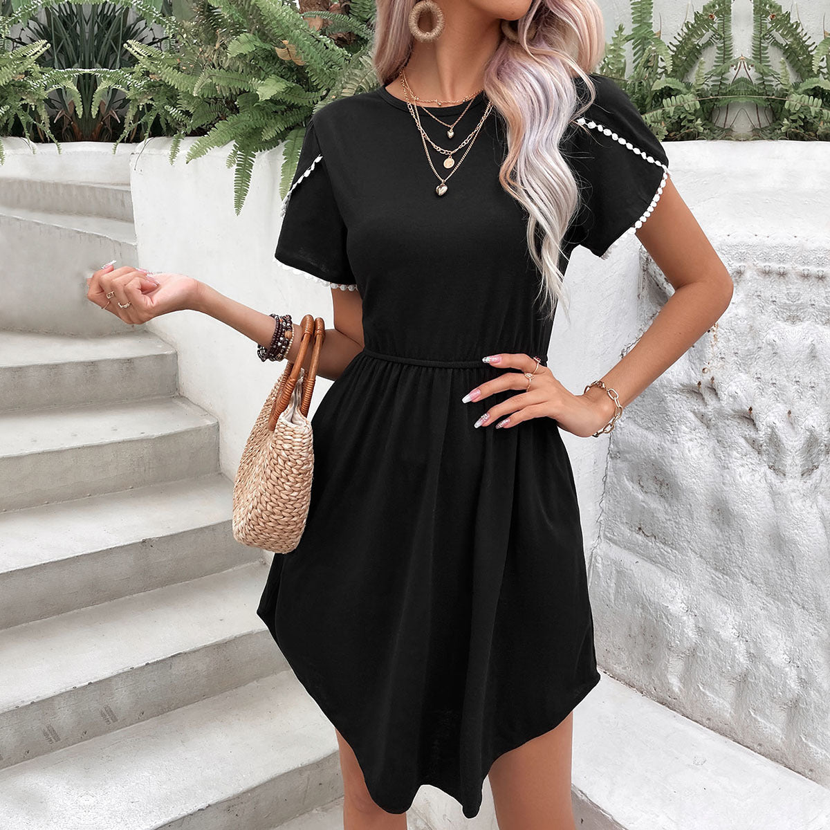 Damen Freizeitkleid mit elegantem Gummizug und dekorativen Ärmeldetails R&B