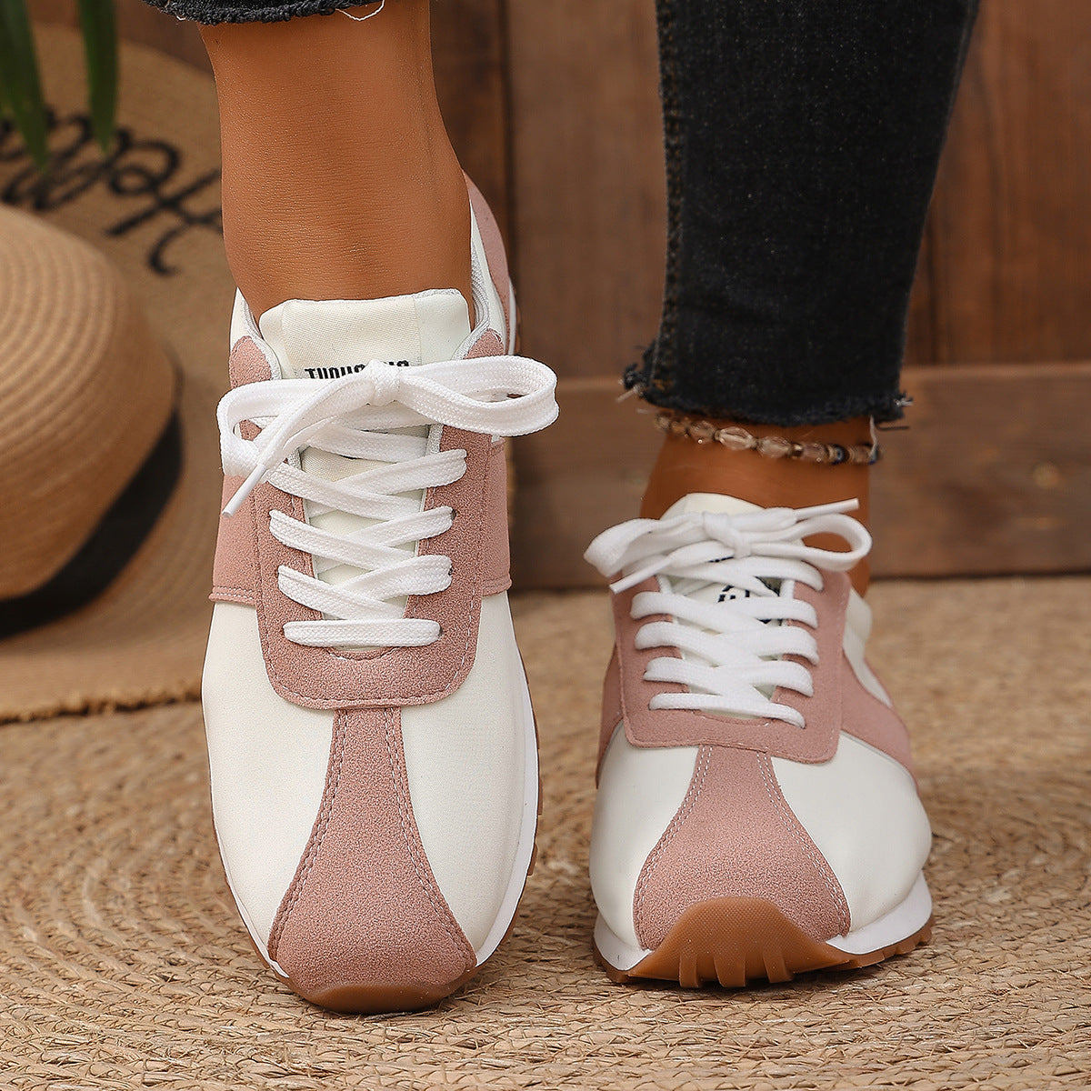 Damen Sportliche Sneaker mit modischen Farbakzenten R&B