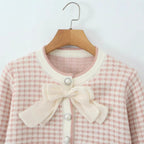 Damen Cardigan mit dekorativen Details und charmantem Schalkragen R&B