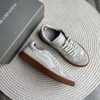 Damen Sneakers mit premium Wildleder-Obermaterial und komfortabler Laufsohle
