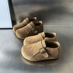 Damen Komfortable Wildleder-Clogs mit verstellbarem Riemen R&B