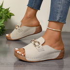 Damen Komfortable Mules mit modischem Schnallen-Detail und anatomischem Fußbett R&B