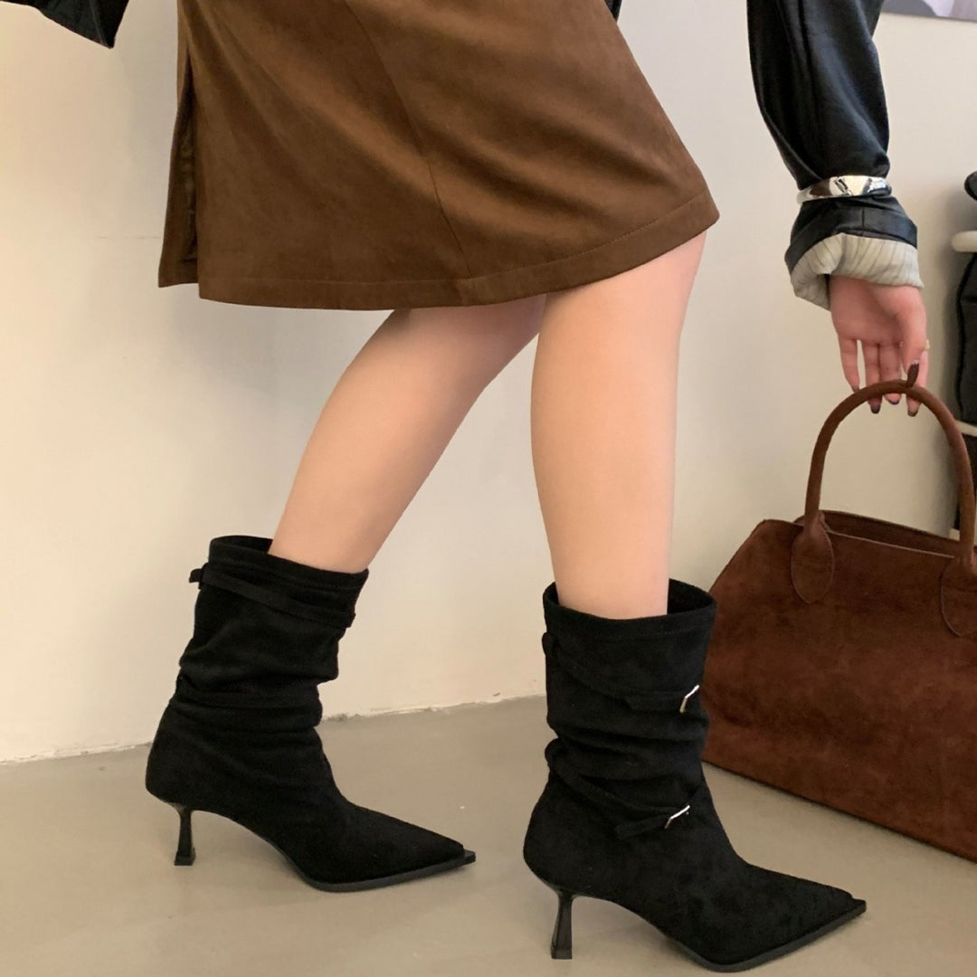 Damen elegante Stiefeletten aus süßem Wildleder mit schickem Falten-Design und kitten Absatz R&B