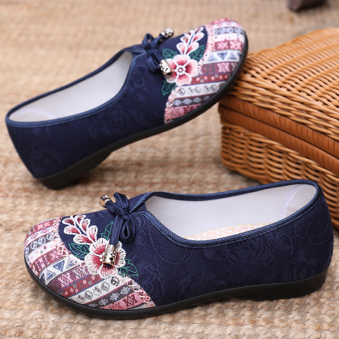 Damen Elegante und kunsthandwerkliche Ballerinas mit floralem Stickdesign R&B