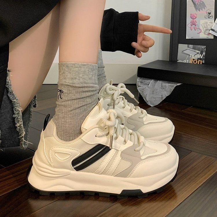 Damen Sneakers mit sportivem Design und stoßdämpfender Sohle R&B