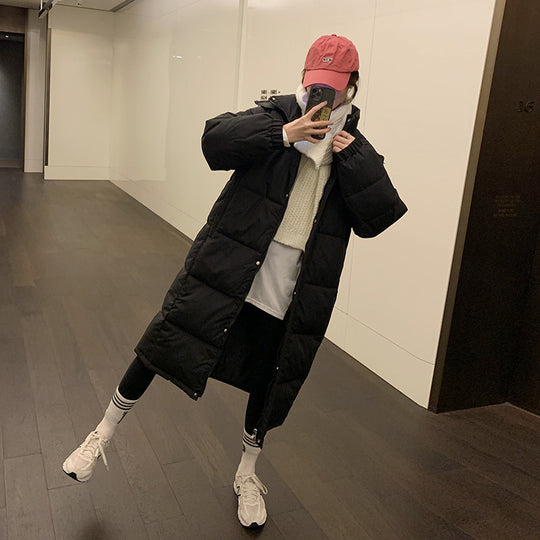 Damen Lange isolierte Winterjacke mit Kapuze und zusätzlichen Innentaschen R&B
