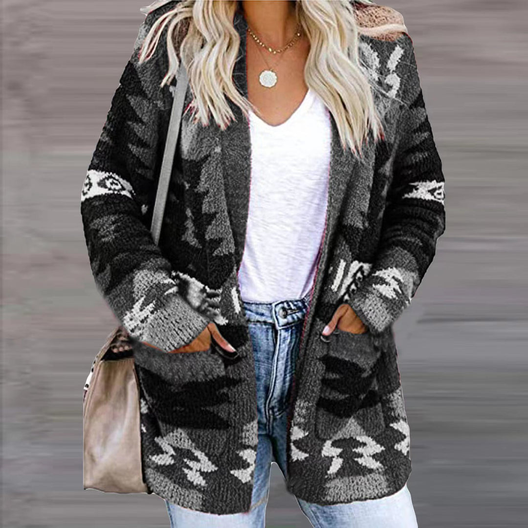 Damen Strickjacke im modernen Ethno-Design mit aufgesetzten Taschen und lässigem Schnitt R&B