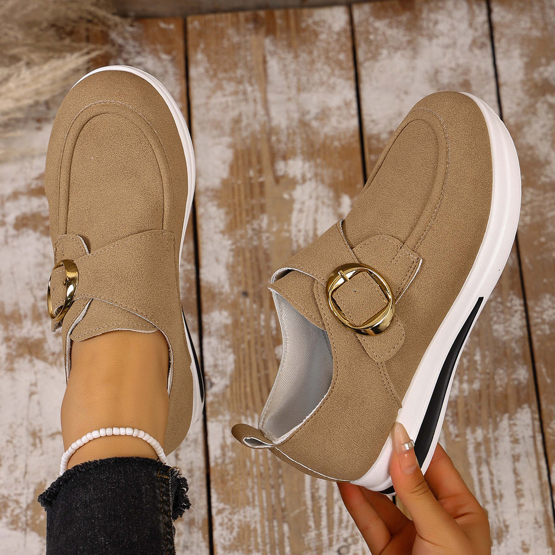 Damen bequeme Slipper mit modischem Schnallen-Detail R&B