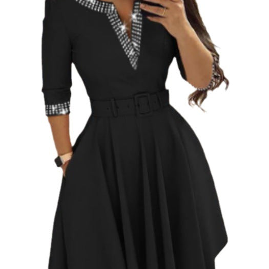Damen Elegantes Wickelkleid mit Gittermuster und Taillengürtel R&B
