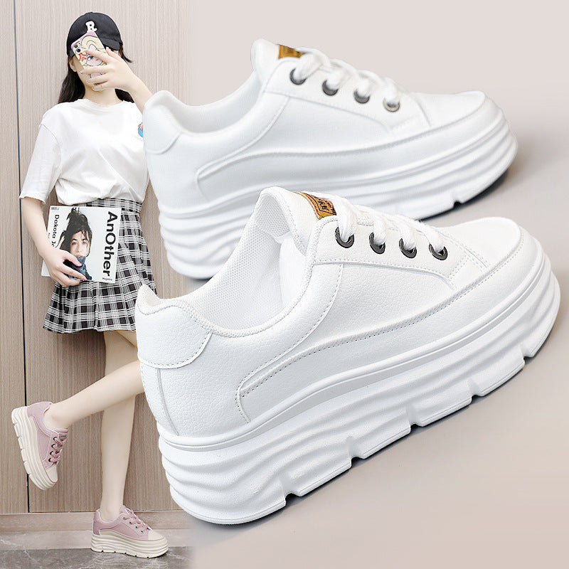 Damen Platform Sneakers mit robustem Sohlenprofil und eleganter Schnürung R&B