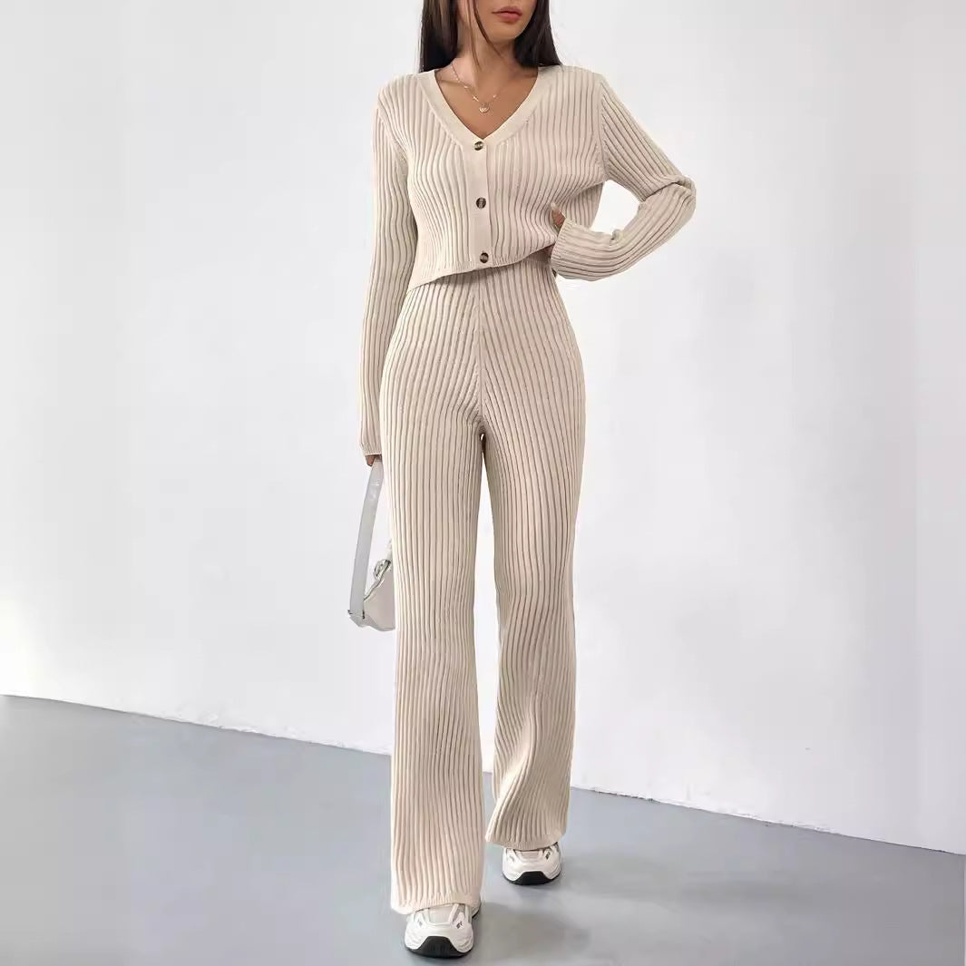 Damen Strick-Ensemble mit V-Ausschnitt und weitem Bein