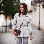 Damen modische Oversized-Jacke mit Gürtel und dekorativen Taschen R&B