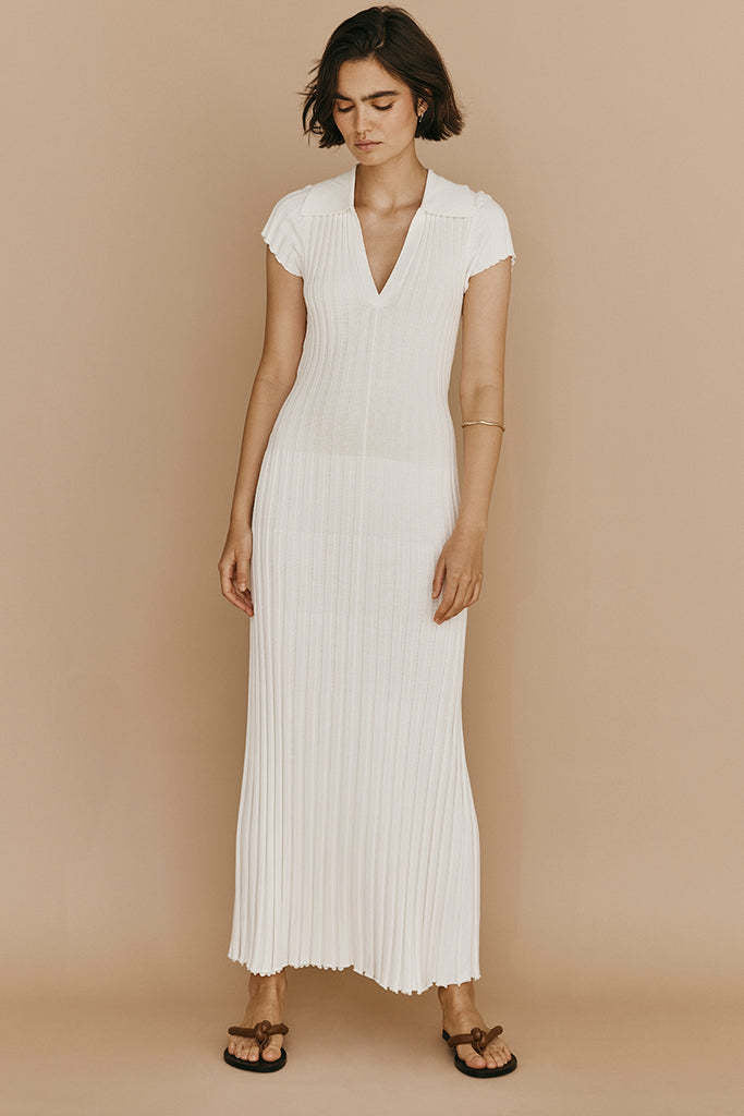 Damen Maxikleid mit strukturiertem V-Ausschnitt und kurzen Ärmeln R&B