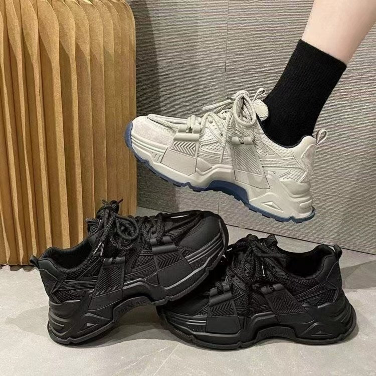Damen Sportliche chunky Sneakers mit atmungsaktiver Oberflächenstruktur R&B