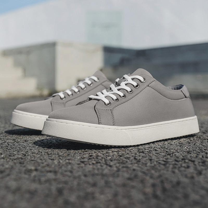 Damen Modische und bequeme Sneakers aus veganem Leder R&B
