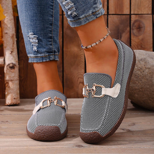 Damen Bequeme Clog-Schuhe mit luftiger Mesh-Oberfläche und modischem Schnallen-Detail R&B
