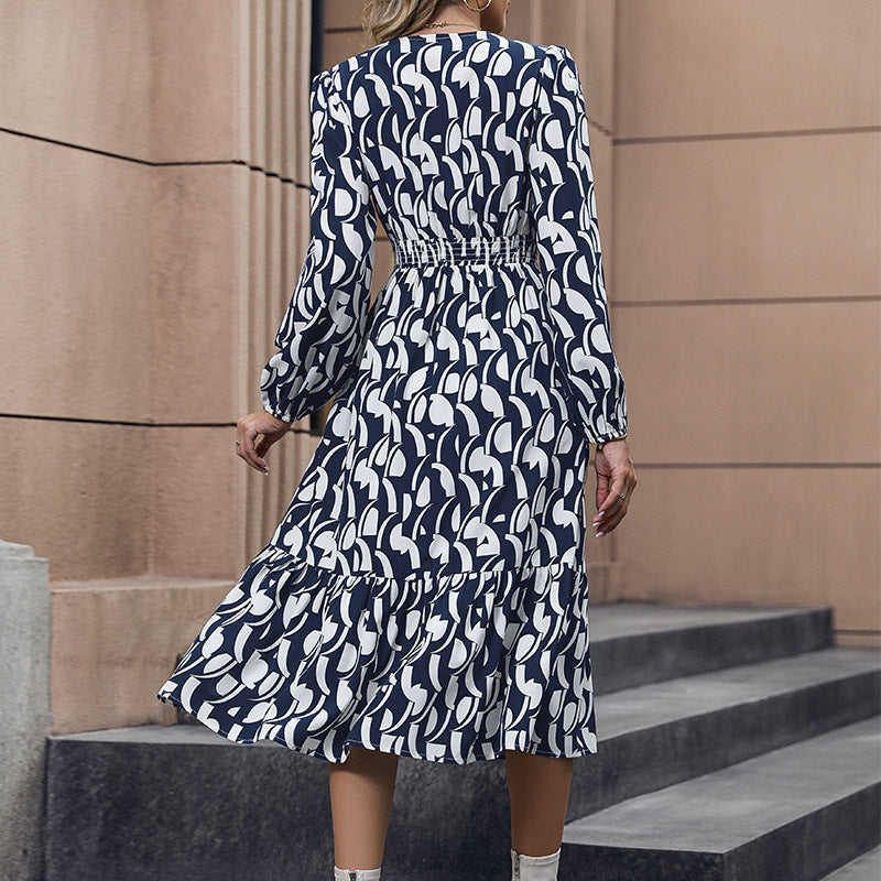 Damen Maxikleid mit eleganter Raffung und schwingendem Rock R&B