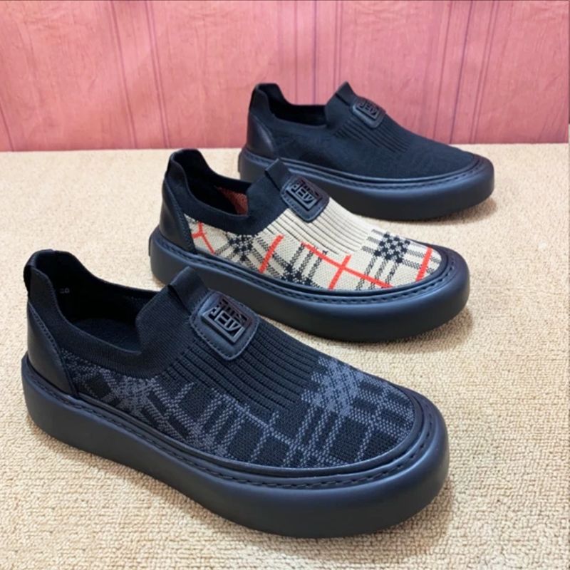 Damen Slip-On Sneaker aus hochwertigem Textil mit elastischem Einstieg und rutschfester Sohle R&B