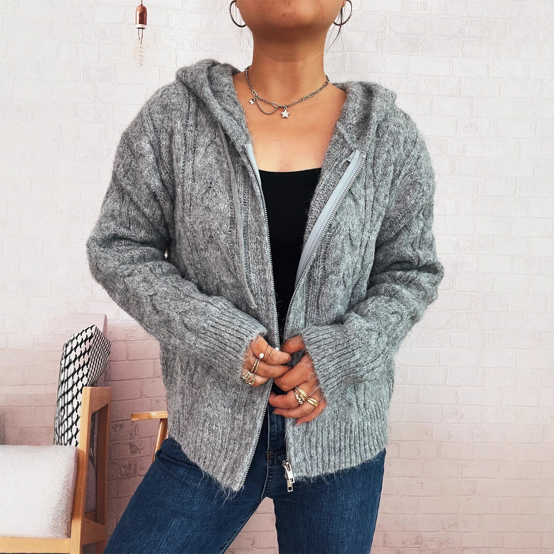 Damen kuschelige Grobstrickjacke mit Kapuze und Reißverschluss R&B