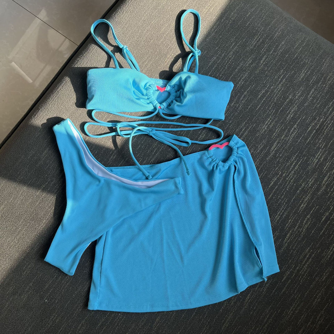 Damen Sportlicher Bikini mit Bandeau-Oberteil und lässigem Rock R&B