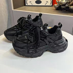 Damen Sportliche Sneakers mit futuristischem Design und stabiler Sohle R&B