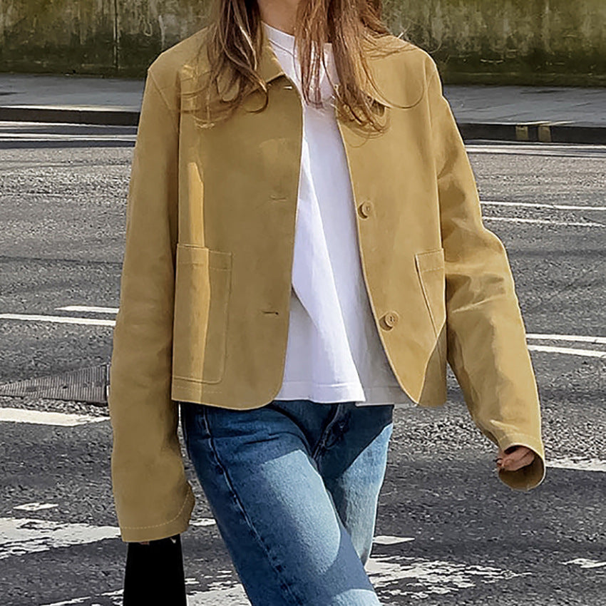 Damen Kurze Jacke mit eleganter Kragenlinie und praktischen Taschen R&B