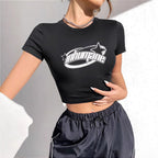 Damen Crop-T-Shirt mit kreativem Schriftzug und figurbetontem Schnitt R&B