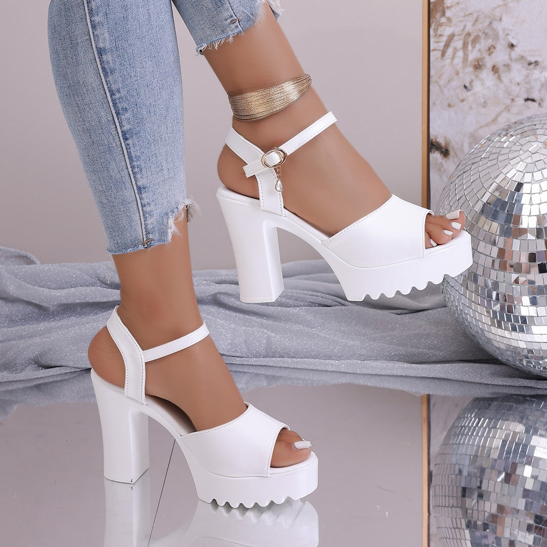 Damen Plateau-Sandalen mit trendigem Riemchendesign und komfortablem Fußbett R&B