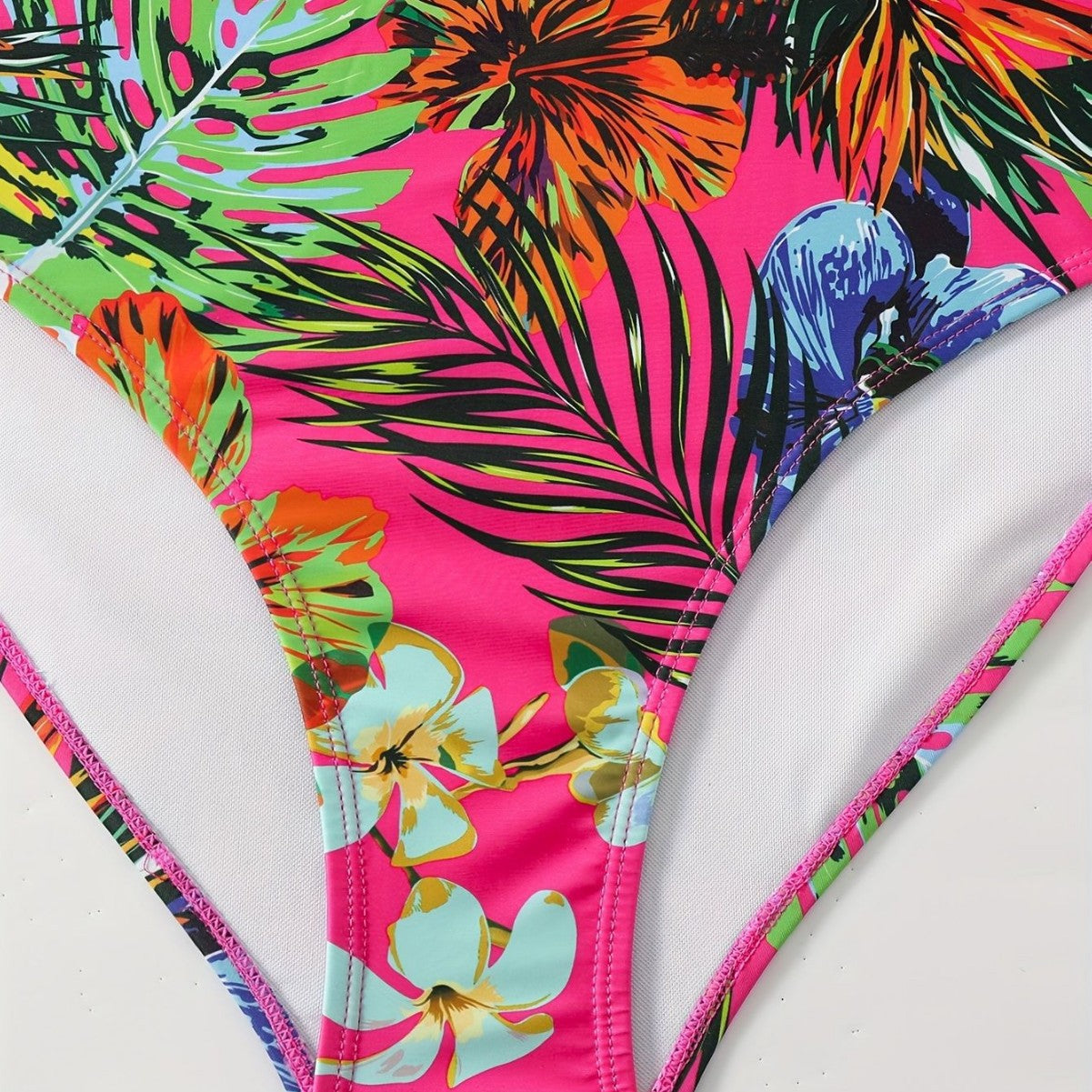 Damen Bikini-Set mit floralen Mustern und leichtem Überwurf R&B