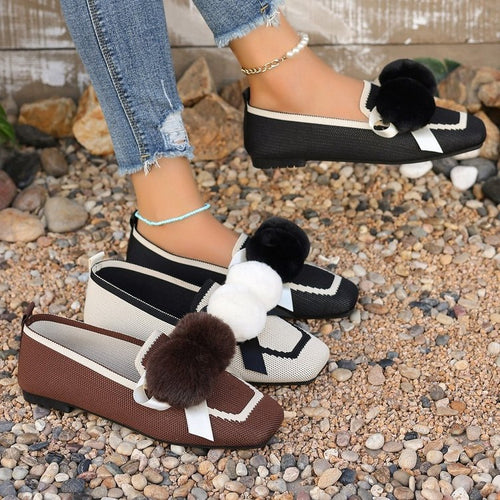 Damen Flauscher Pantoletten mit eleganten Pom-Pom-Applikationen R&B