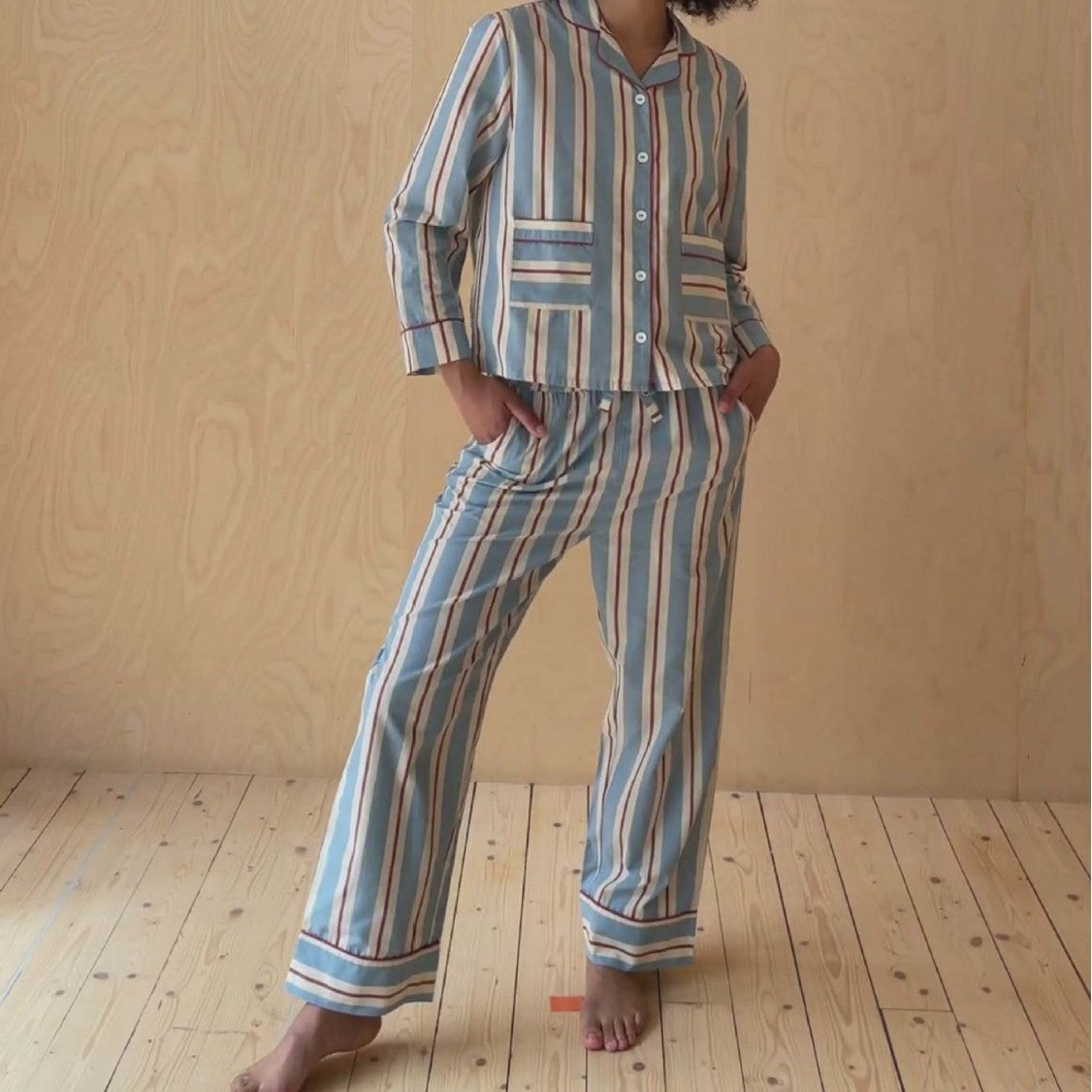 Damen Pyjama-Set mit modischem Streifenmuster