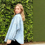Damen nan oversized Jeanshemd mit aufgesetzten Brusttaschen, leichter Baumwoll-Denim und abgerundetem Saum R&B