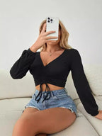 Damen Cropped Oberteil mit Raffung und V-Ausschnitt R&B