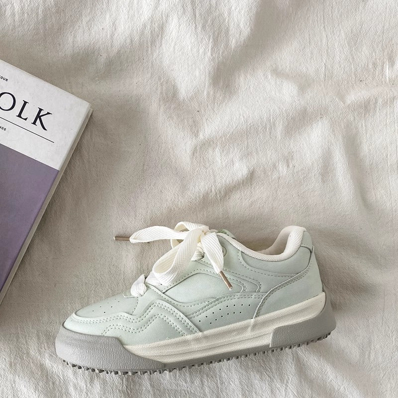 Damen Sportliche Sneakers mit voluminösem Design und innovativer Schnürung R&B