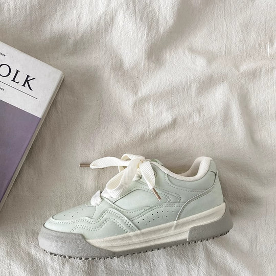 Damen Sportliche Sneakers mit voluminösem Design und innovativer Schnürung R&B