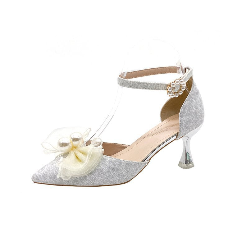 Damen elegante Pumps mit transparentem Riemen und Blumenapplikation R&B