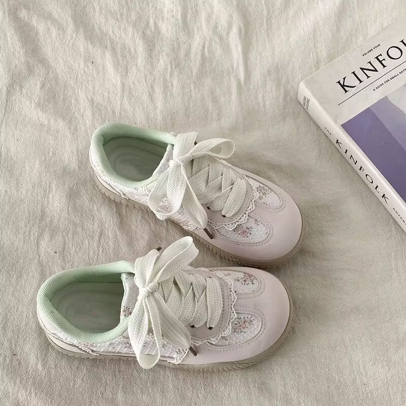 Damen Sneakers mit floralem Spitzen-Design und bequemer Polsterung R&B