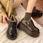 Damen Plattform Clogs mit luxuriösem Kunstfell-Innenfutter und stylischem Riemen R&B